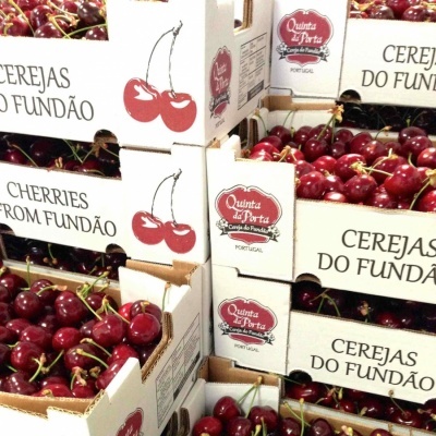 4 Caixas de Cerejas (8 Kg) - Family Pack 4 Caixas de Cerejas (8 Kg) - Family Pack