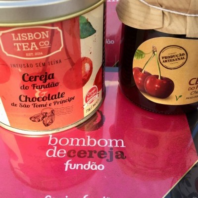 Chá  - Cereja do Fundão e chocolate de São Tomé e Príncipe
