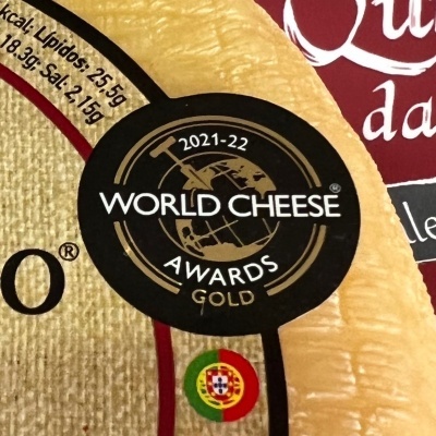 Queijo de Mistura (Ovelha e Cabra) "à Cabreira" Queijo de Mistura (Ovelha e Cabra) "à Cabreira"