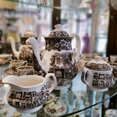 Porcelanas e vidros 4