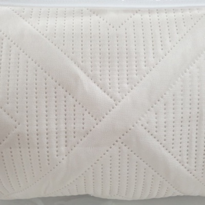 Colcha 100% Poliéster cor Branco - Ref.JCS Claire