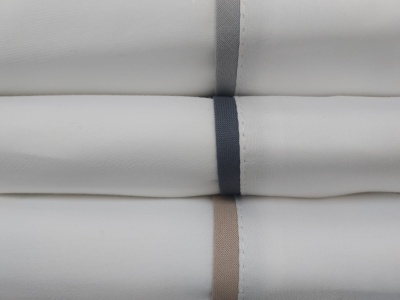 Jogo de Lençois 100% Algodão cetim 300 Fios cor Branco com Vies Cinza Claro - Times