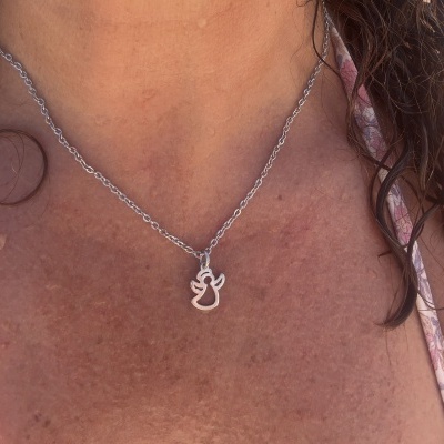 Fio com Anjo em Aço Prateado ou Dourado | Ajustável e Versátil Fio com Anjo em Aço Prateado ou Dourado | Ajustável e Versátil