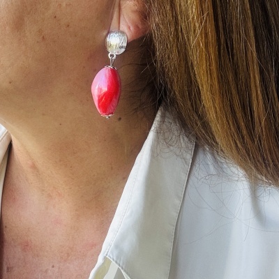 Brincos "Paixão Vibrante": O Seu Manifestação de Ousadia e Estilo (Exclusivo Rafi Store)