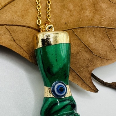 Colar de Mão Figa com Olho Grego: Proteção e Elegância Num Só Acessório!