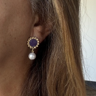 Brincos "Elegância Noturna": O Seu Toque de Mistério e Sofisticação Brincos "Elegância Noturna": O Seu Toque de Mistério e Sofisticação