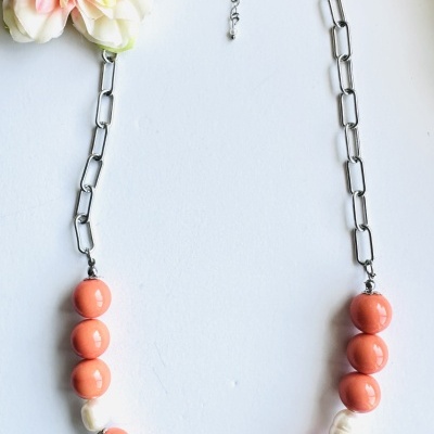 Colar Exclusivo Laranja e Prateado - Energia e Modernidade