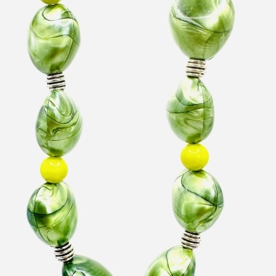 Colar "Natureza Viva": O Seu Toque de Frescura e Otimismo Colar "Natureza Viva": O Seu Toque de Frescura e Otimismo