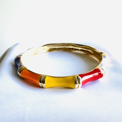 A escrava que todas temos que ter. A escrava que todas temos que ter.