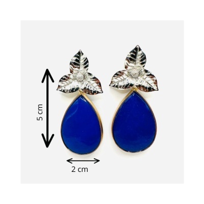 Brincos Elegantes com Pedra Azul e Detalhe Folha Prateada | Acessório Versátil