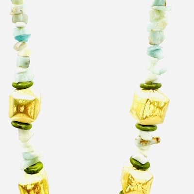 Colar "Serenidade Dourada": O Seu Porto de Paz e Brilho Interior Colar "Serenidade Dourada": O Seu Porto de Paz e Brilho Interior