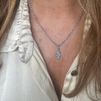 Fio Aço Mão de Fátima Prateado | Único Escudo de Proteção Urgente | Útil Contra o Mau-Olhado e Ultra Durável!