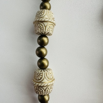 Colar Real Para Mulher – Sofisticação com Toque Artesanal! ✨👑