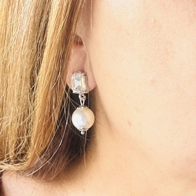 Brincos Pérola e Cristal | Elegância Atemporal e Brilho Refinado