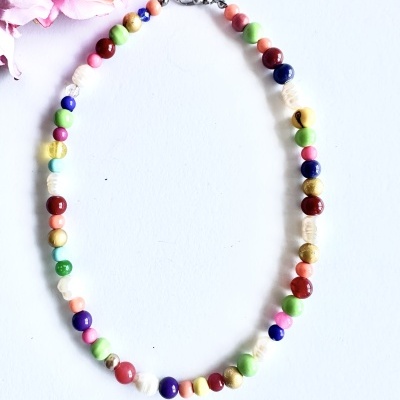 Colar "Arco-íris da Alma": O Seu Brilho de Alegria e Autenticidade (Design Exclusivo Rafi Store) Colar "Arco-íris da Alma": O Seu Brilho de Alegria e Autenticidade (Design Exclusivo Rafi Store)