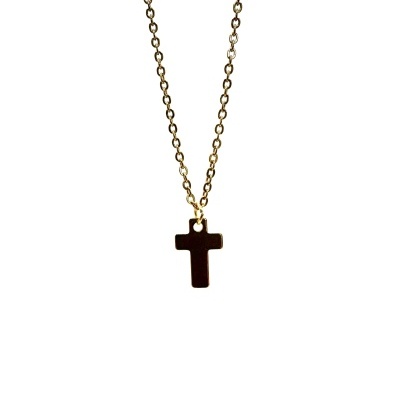 Colar dourado com pingente de cruz
