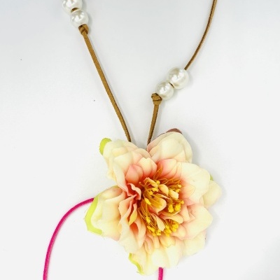 🌸Acessório Exclusivo Flor Vibrante e Fio Ajustável | Versatilidade e Alegria! 🌸 🌸Acessório Exclusivo Flor Vibrante e Fio Ajustável | Versatilidade e Alegria! 🌸