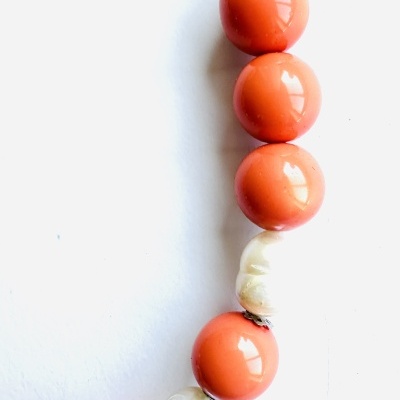 Colar Exclusivo Laranja e Prateado - Energia e Modernidade