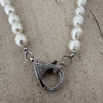 ✨ Colar Elegância Pura – Sofisticação e Charme em Cada Detalhe! ✨