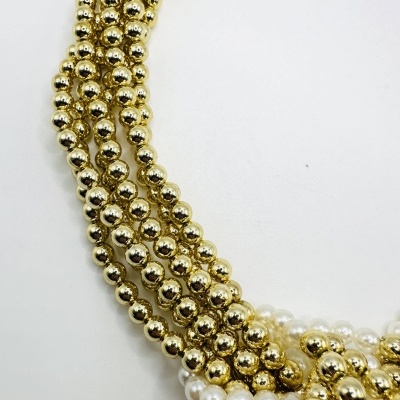 Colar Luxo Dourado & Pérola – Brilhe com Elegância! ✨