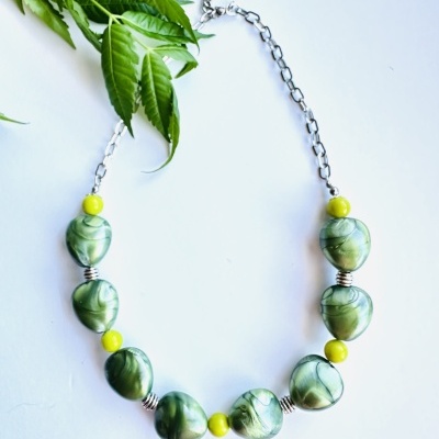 Colar "Natureza Viva": O Seu Toque de Frescura e Otimismo Colar "Natureza Viva": O Seu Toque de Frescura e Otimismo