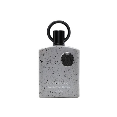 Frasco de perfume cinza com manchas pretas e tampa preta