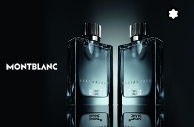 Dois frascos de perfume Montblanc Starwalker em vidro translúcido com tampas pretas, refletidos numa superfície escura, com logotipo e símbolo da marca visíveis.