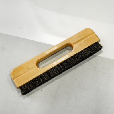 Escova para Aplicação de PPF – Cabo em Madeira