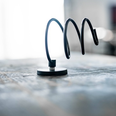 Suporte magnético para pistola de calor em espiral