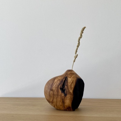 JARRA EM MADEIRA DE OLIVEIRA