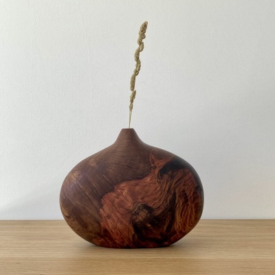 JARRA EM MADEIRA DE AZINHO