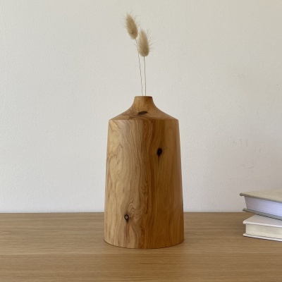 JARRA EM MADEIRA DE CEDRO