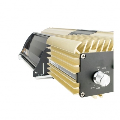 Refletor dourado com vidro e botão giratório preto