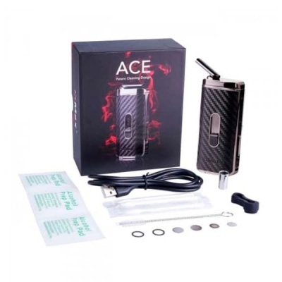 Conjunto ACE para limpeza de vaporizador portátil com acessórios e embalagem preta.