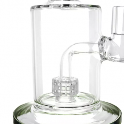 Pote de vidro transparente com base verde e estrutura cilíndrica