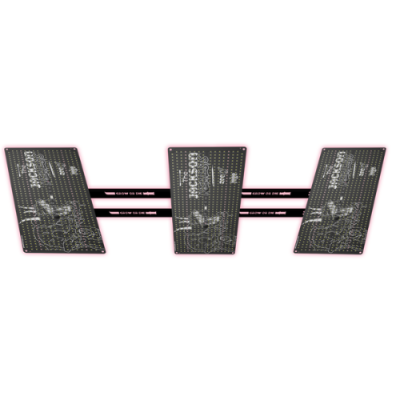 Três painéis eletrónicos pretos ligados por cabos pretos com texto branco