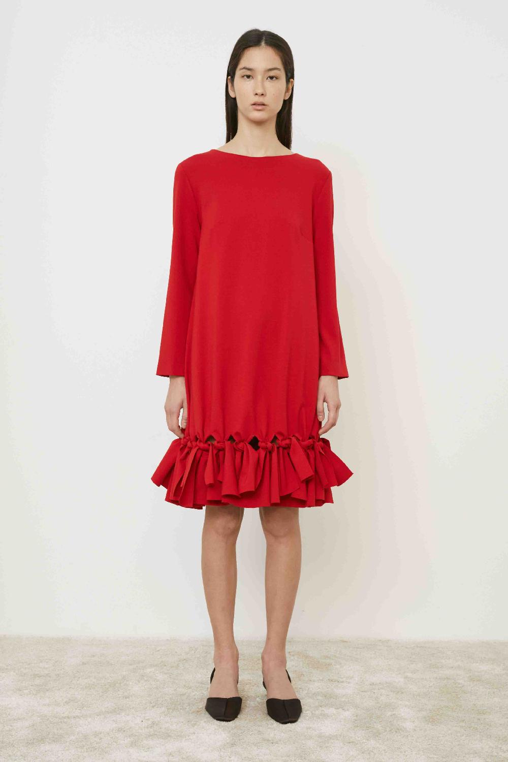 RED MIDI DRESS WITH BOW DETAIL RED MIDI DRESS WITH BOW DETAIL