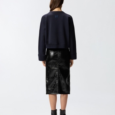 Sweatshirt with buttons