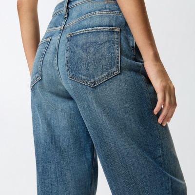 Soft denim balloon-fit jeans