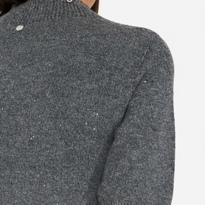 Top with micro-sequins