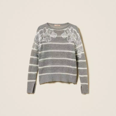 Mohair blend jumper with lace and slits