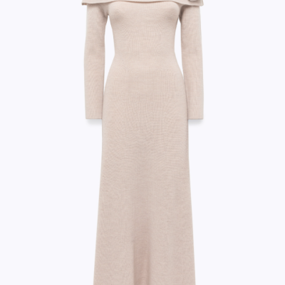 Off-shoulder Wool Dress With Brooch Off-shoulder Wool Dress With Brooch