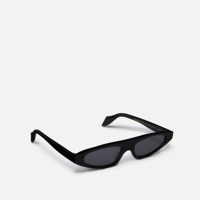 Elongated sunglasses