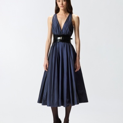 Dress with bow and loose skirt