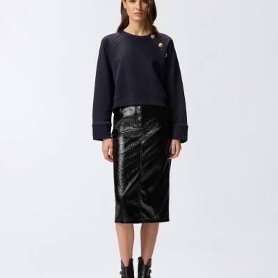 Sweatshirt with buttons