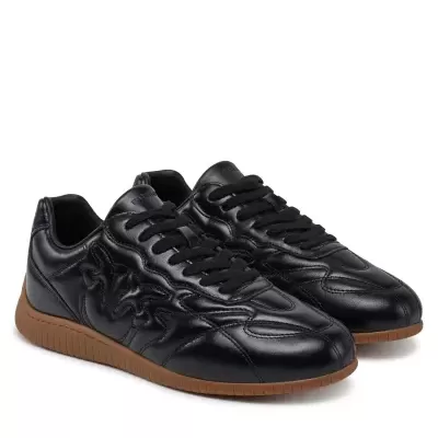 Reby 02 black sneakers