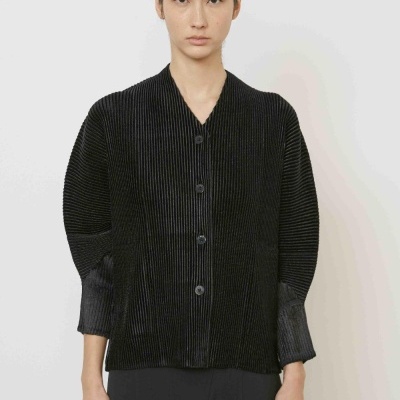 Black Pleated Structured Jacket