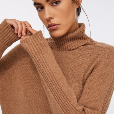 Wool and cashmere turtleneck