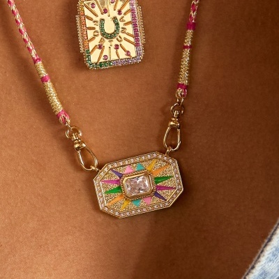 MYA-BAY Light Rainbow Yucatan Necklace