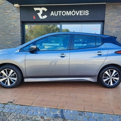 NISSAN LEAF N-Connecta 40 KW